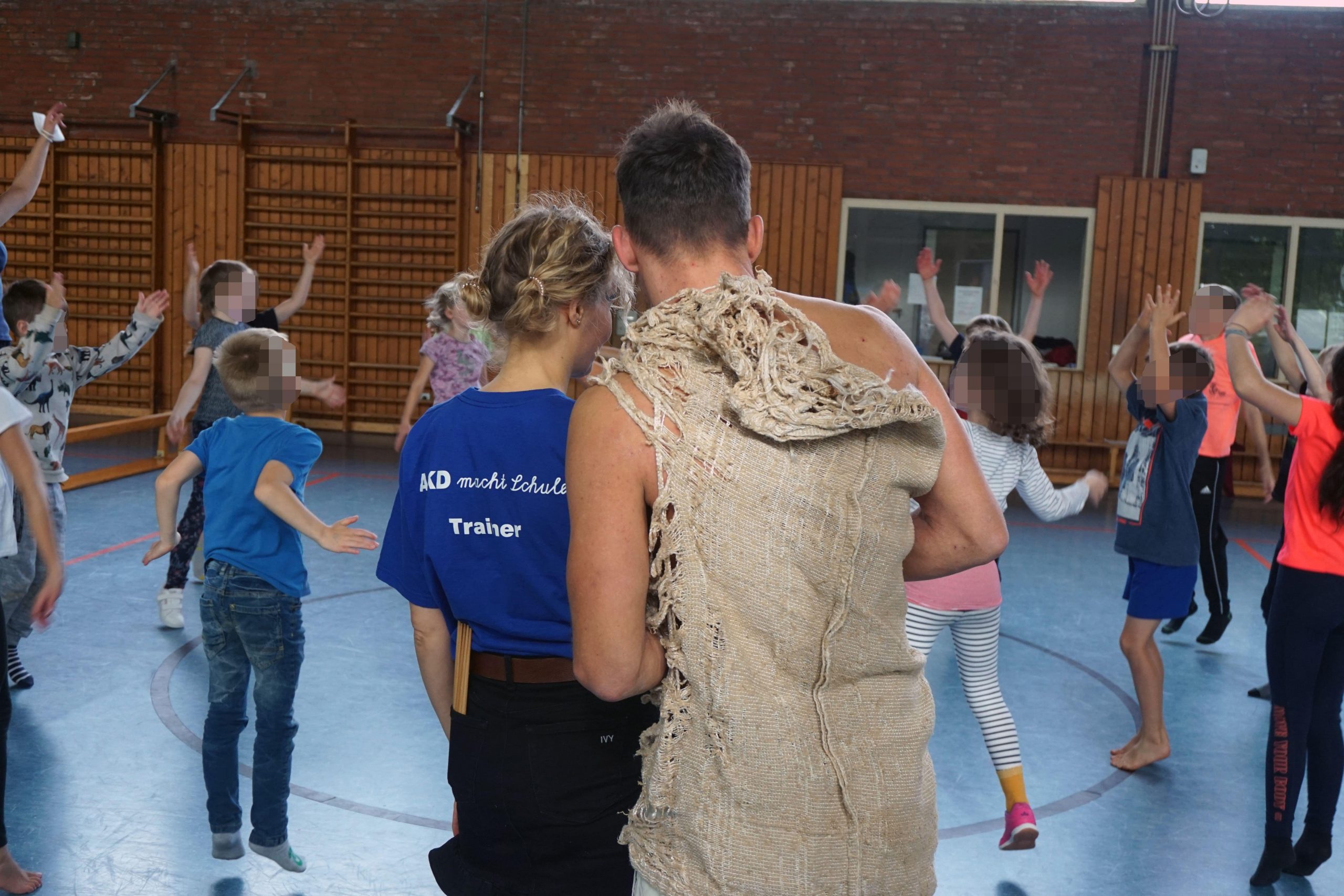 „Ich wusste gar nicht, dass ich das kann!“: Premiere von „AKD macht Schule“ in Nettelnburg